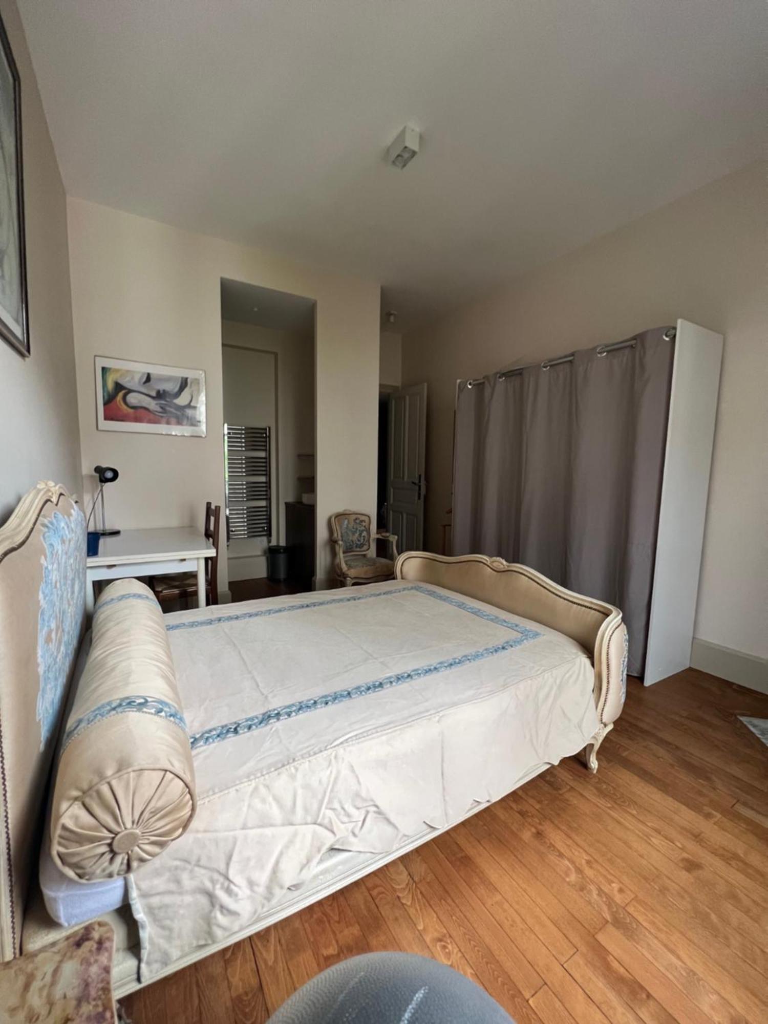 Hyper Centre ,Jolie Chambre Climatisee Avec Parking Securise Gratuit Clermont-Ferrand Exterior foto